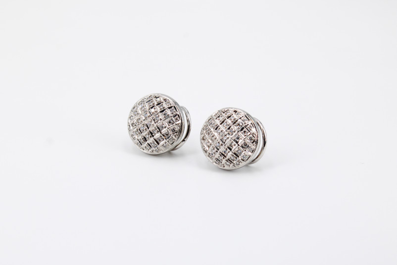 Pendiente de oro blanco de 18k con diamantes. de segunda mano. Joyería de ocasión | ROYALHYSTERIA