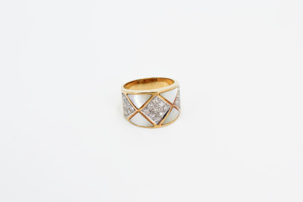 Anillo de oro de 18k. de segunda mano. Joyería de ocasión | ROYALHYSTERIA
