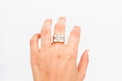 Anillo de oro de 18k. de segunda mano. Joyería de ocasión | ROYALHYSTERIA