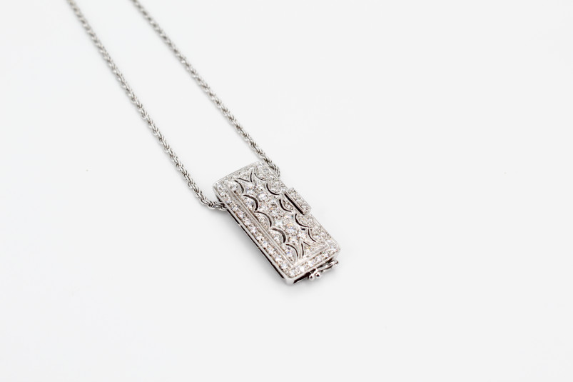 Collar de oro blanco de 18k con diamantes. de segunda mano. Joyería de ocasión | ROYALHYSTERIA