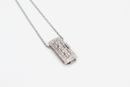 Collar de oro blanco de 18k con diamantes. de segunda mano. Joyería de ocasión | ROYALHYSTERIA