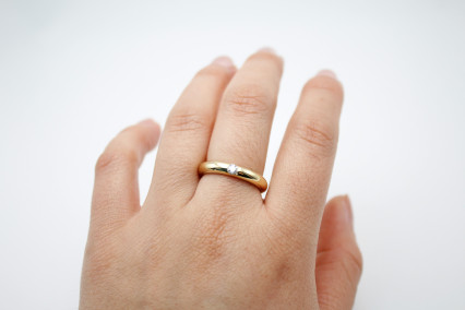 Solitario de oro de 18k. de segunda mano. Joyería de ocasión | ROYALHYSTERIA