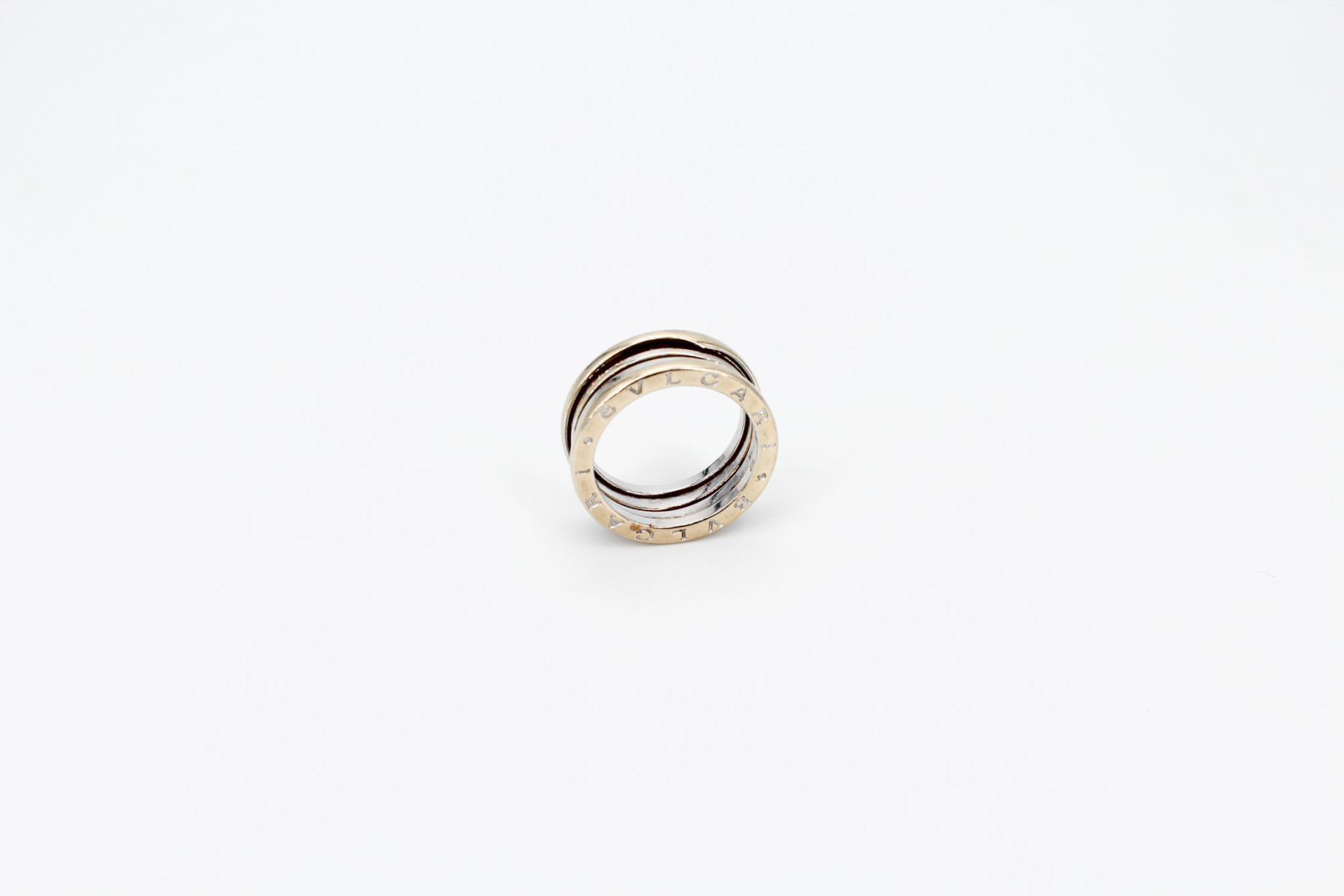 Anillo de oro combinado de 18k. de segunda mano. Joyería de ocasión | ROYALHYSTERIA