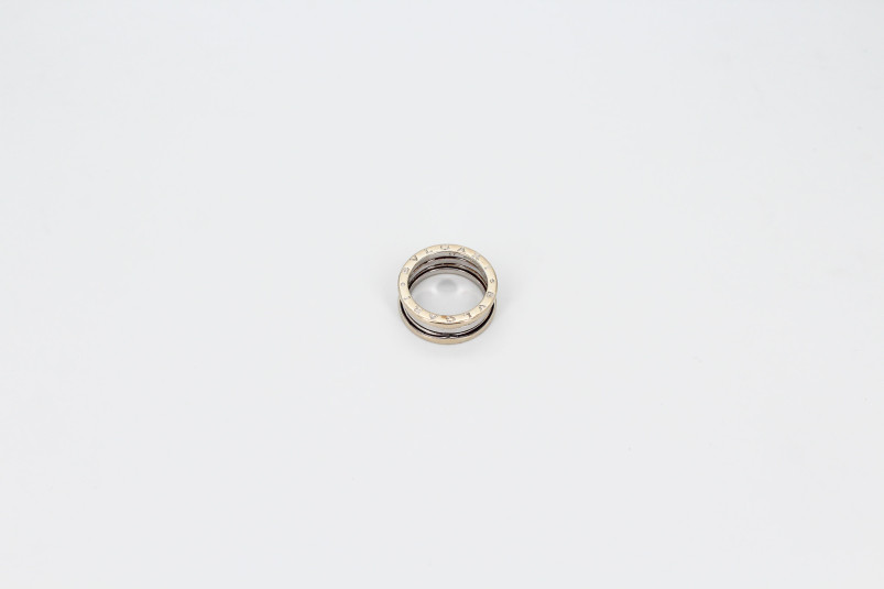 Anillo de oro combinado de 18k. de segunda mano. Joyería de ocasión | ROYALHYSTERIA