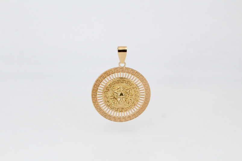Colgante de oro de 18k. de segunda mano. Joyería de ocasión | ROYALHYSTERIA