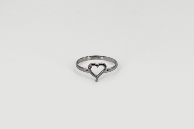 Anillo de oro blanco de 18k. de segunda mano. Joyería de ocasión | ROYALHYSTERIA