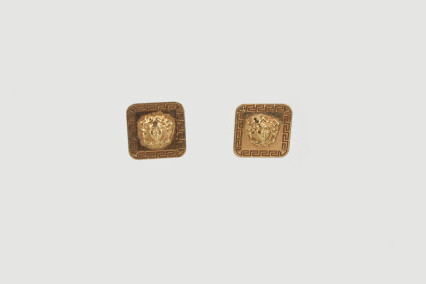 Pendiente de oro de 18k. de segunda mano. Joyería de ocasión | ROYALHYSTERIA
