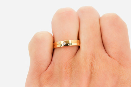 Anillo de oro de 18k con diamantes. de segunda mano. Joyería de ocasión | ROYALHYSTERIA