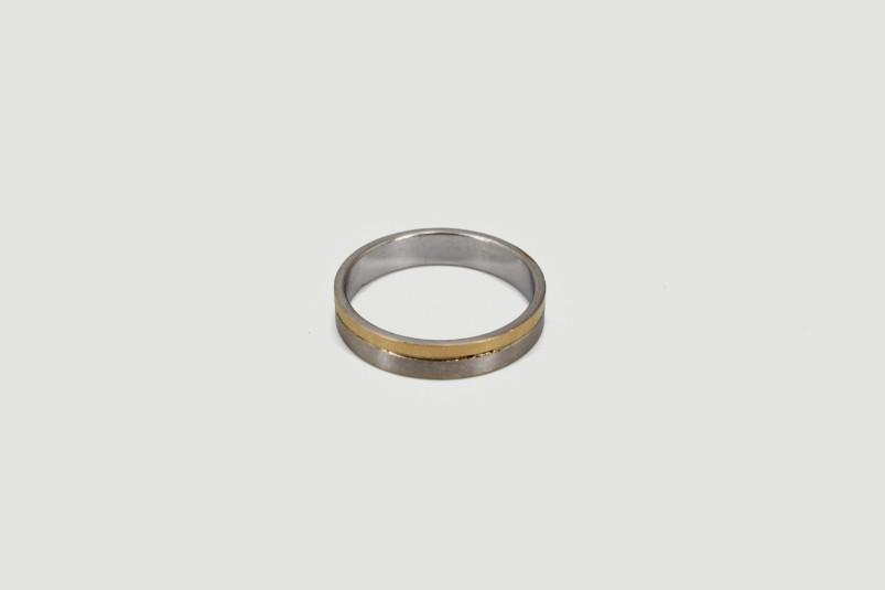 Alianza de oro combinado de 18k. de segunda mano. Joyería de ocasión | ROYALHYSTERIA