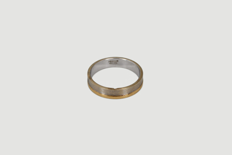 Alianza de oro combinado de 18k. de segunda mano. Joyería de ocasión | ROYALHYSTERIA