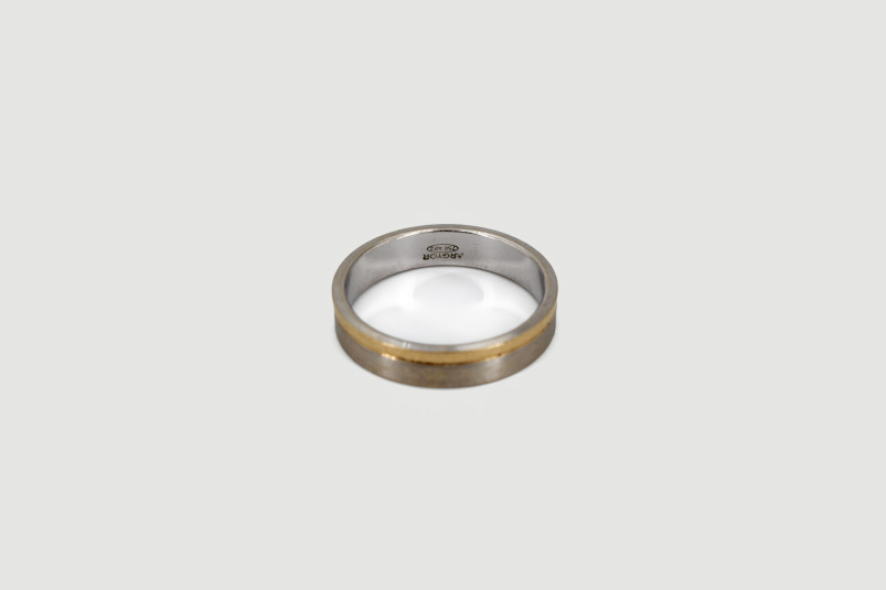Alianza de oro combinado de 18k. de segunda mano. Joyería de ocasión | ROYALHYSTERIA