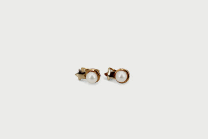 Pendiente de oro combinado de 18k. de segunda mano. Joyería de ocasión | ROYALHYSTERIA