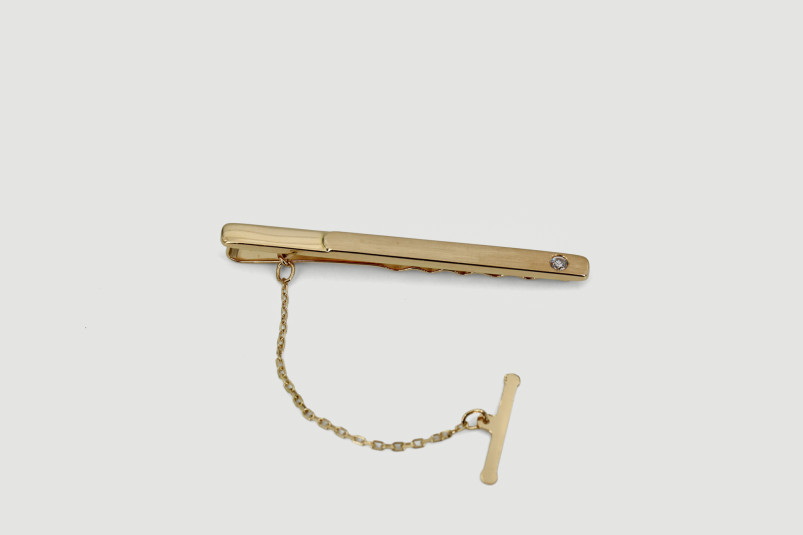 Broche de oro de 18k. de segunda mano. Joyería de ocasión | ROYALHYSTERIA