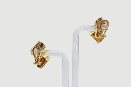 Pendiente de oro combinado de 18k. de segunda mano. Joyería de ocasión | ROYALHYSTERIA