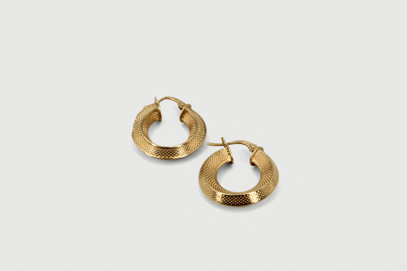 Aro de oro de 18k. de segunda mano. Joyería de ocasión | ROYALHYSTERIA