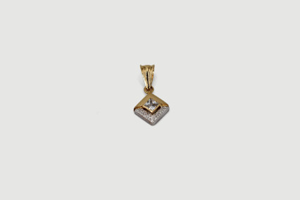Colgante de oro combinado de 18k. de segunda mano. Joyería de ocasión | ROYALHYSTERIA