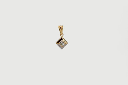 Colgante de oro combinado de 18k. de segunda mano. Joyería de ocasión | ROYALHYSTERIA