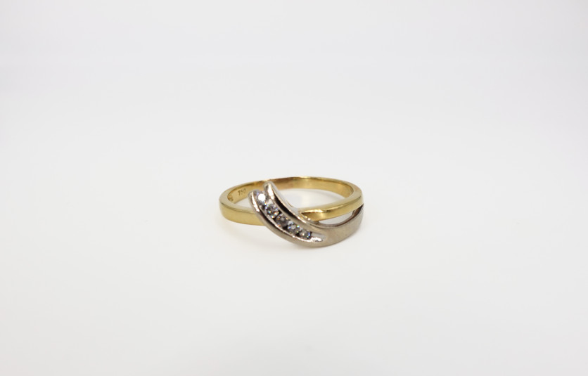Anillo de oro combinado de 18k. de segunda mano. Joyería de ocasión | ROYALHYSTERIA