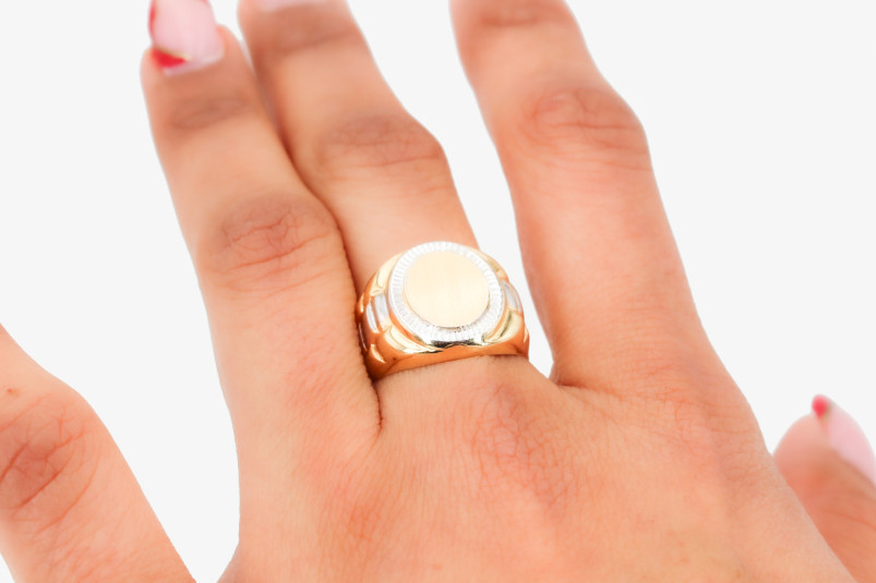 Sello de oro combinado de 18k. de segunda mano. Joyería de ocasión | ROYALHYSTERIA