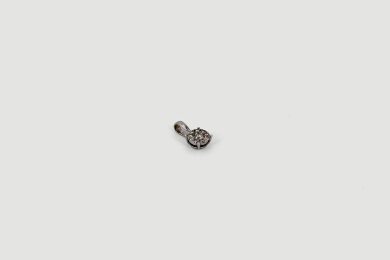 Colgante de oro blanco de 18k. de segunda mano. Joyería de ocasión | ROYALHYSTERIA