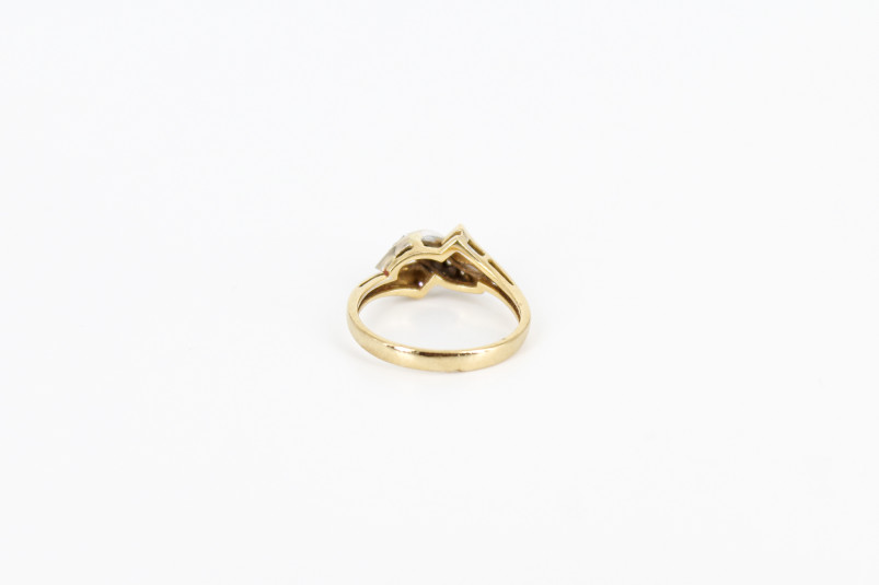 Anillo de oro de 18k con diamantes. de segunda mano. Joyería de ocasión | ROYALHYSTERIA
