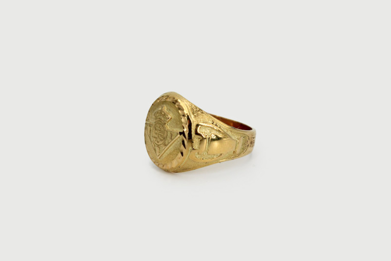 Anillo de oro de 18k. de segunda mano. Joyería de ocasión | ROYALHYSTERIA