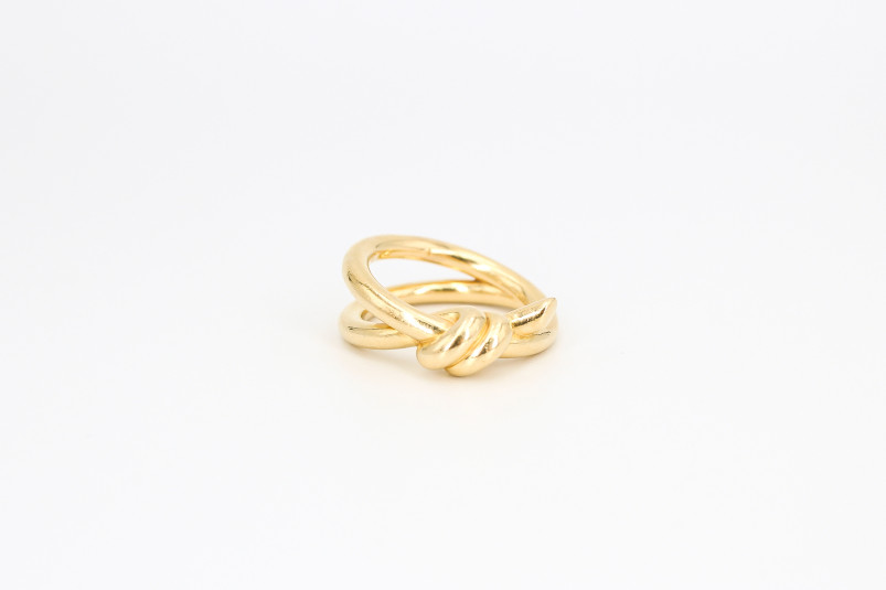 Anillo de oro de 18k. de segunda mano. Joyería de ocasión | ROYALHYSTERIA