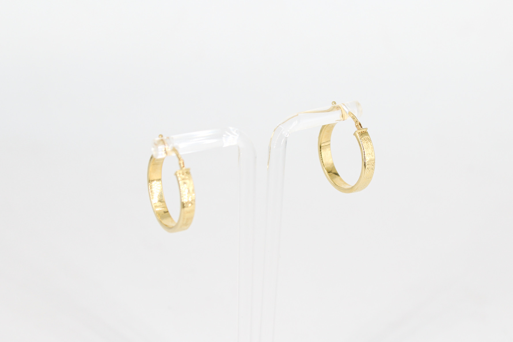 Aro de oro de 18k. de segunda mano. Joyería de ocasión | ROYALHYSTERIA