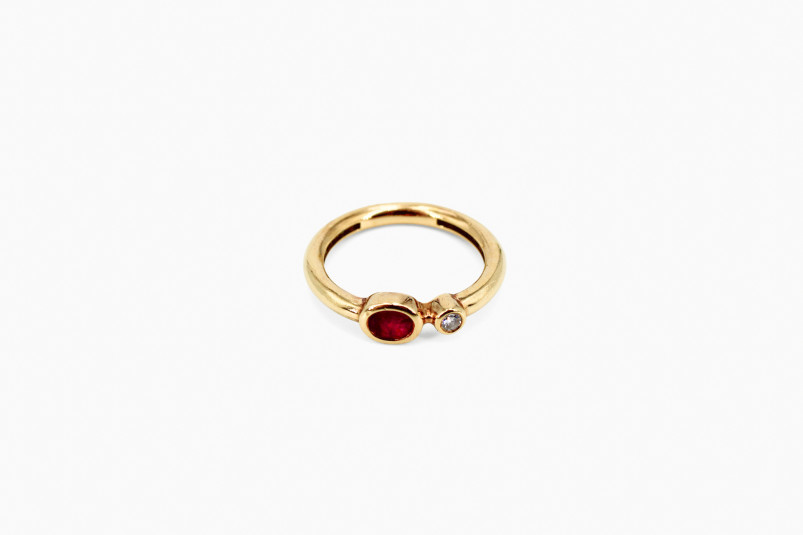 Anillo de oro de 18k. de segunda mano. Joyería de ocasión | ROYALHYSTERIA