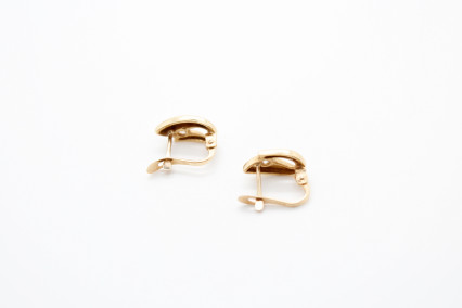 Pendiente de oro de 18k. de segunda mano. Joyería de ocasión | ROYALHYSTERIA