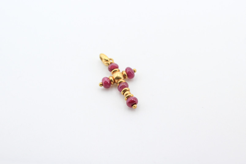 Colgante de oro de 18k. de segunda mano. Joyería de ocasión | ROYALHYSTERIA