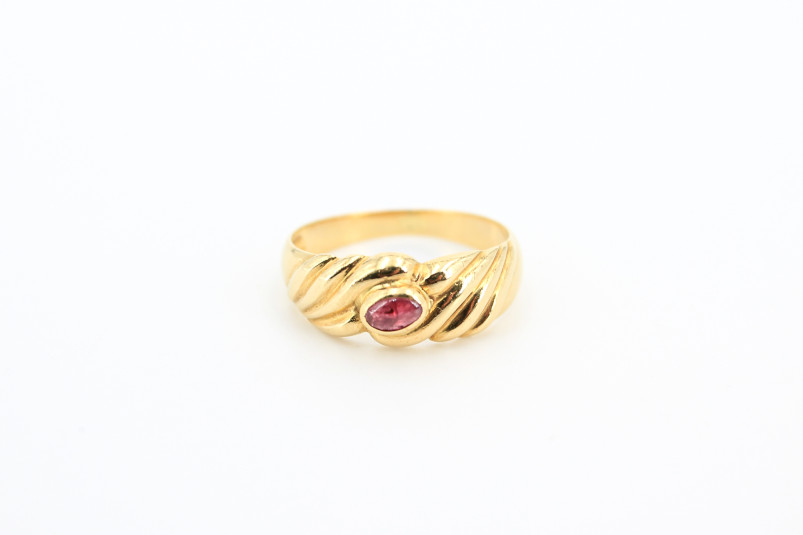Anillo de oro de 18k. de segunda mano. Joyería de ocasión | ROYALHYSTERIA