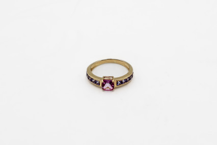Anillo de oro de 18k. de segunda mano. Joyería de ocasión | ROYALHYSTERIA