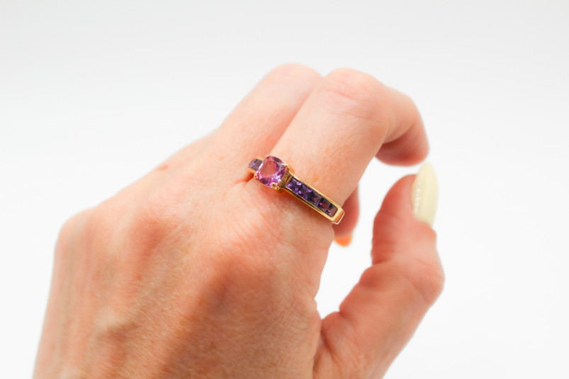 Anillo de oro de 18k. de segunda mano. Joyería de ocasión | ROYALHYSTERIA