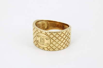 Anillo de oro de 18k. de segunda mano. Joyería de ocasión | ROYALHYSTERIA