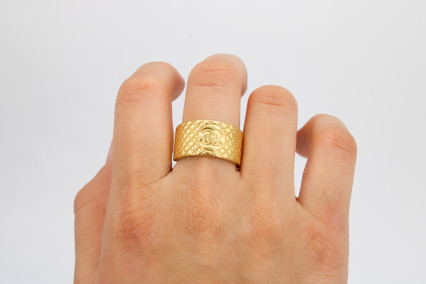 Anillo de oro de 18k. de segunda mano. Joyería de ocasión | ROYALHYSTERIA