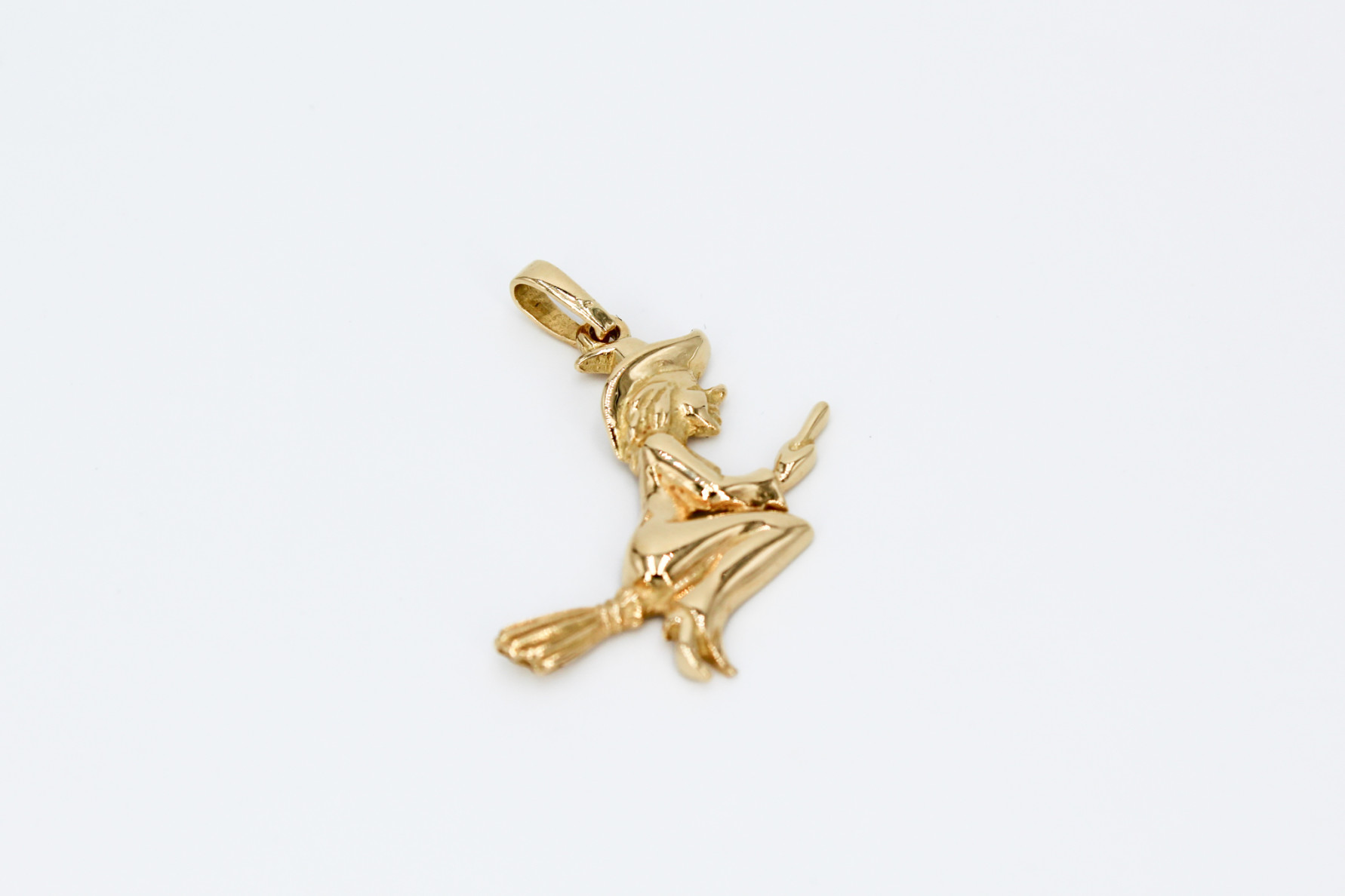 Colgante de oro de 18k. de segunda mano. Joyería de ocasión | ROYALHYSTERIA