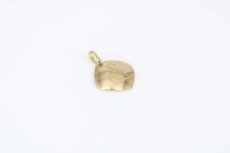 Colgante de oro de 18k. de segunda mano. Joyería de ocasión | ROYALHYSTERIA