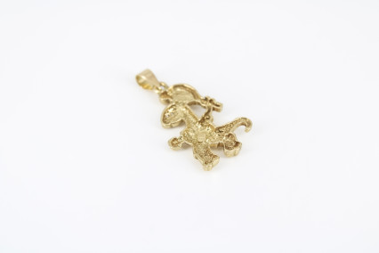 Colgante de oro de 18k. de segunda mano. Joyería de ocasión | ROYALHYSTERIA