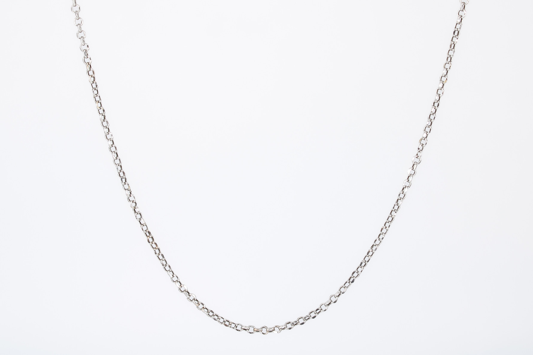 Cadena de oro blanco de 18k. de segunda mano. Joyería de ocasión | ROYALHYSTERIA