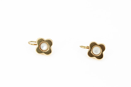 Pendiente de oro de 18k. de segunda mano. Joyería de ocasión | ROYALHYSTERIA
