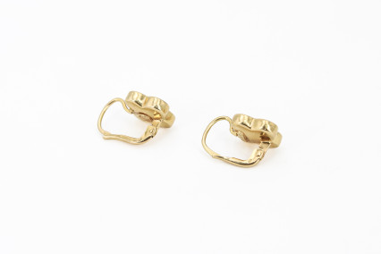 Pendiente de oro de 18k. de segunda mano. Joyería de ocasión | ROYALHYSTERIA