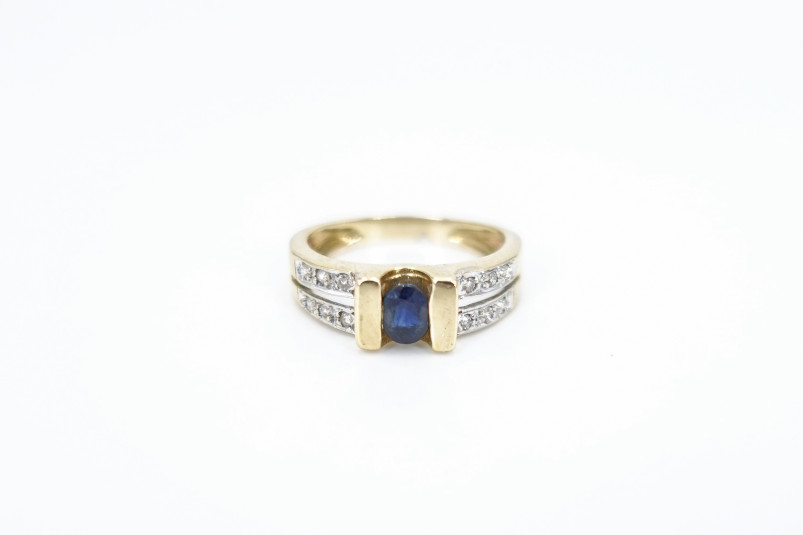Anillo de oro de 18k. de segunda mano. Joyería de ocasión | ROYALHYSTERIA