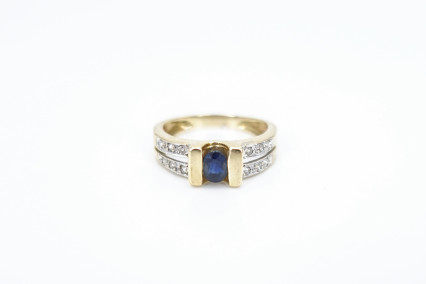 Anillo de oro de 18k. de segunda mano. Joyería de ocasión | ROYALHYSTERIA