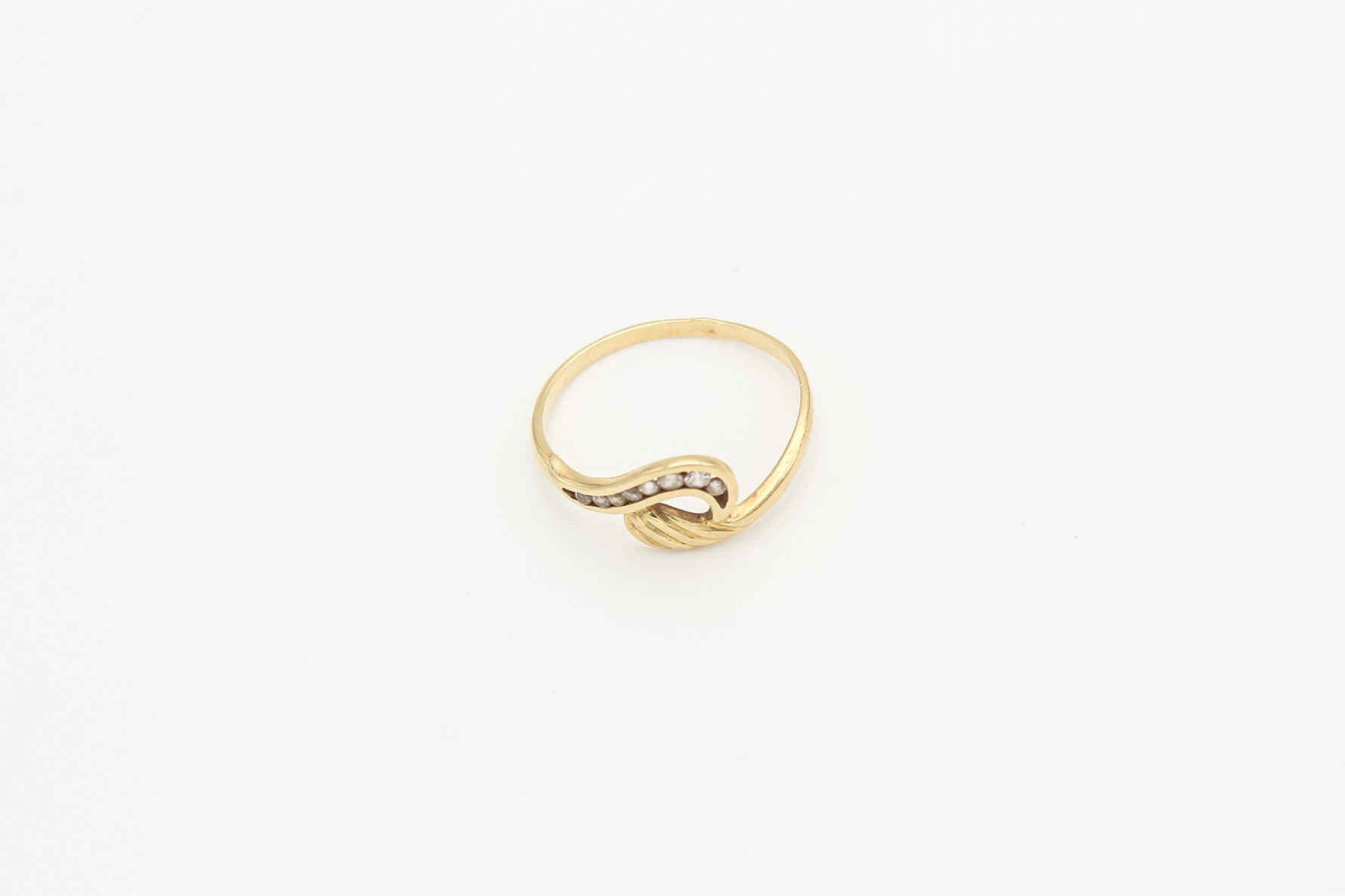 Anillo de oro de 18k. de segunda mano. Joyería de ocasión | ROYALHYSTERIA