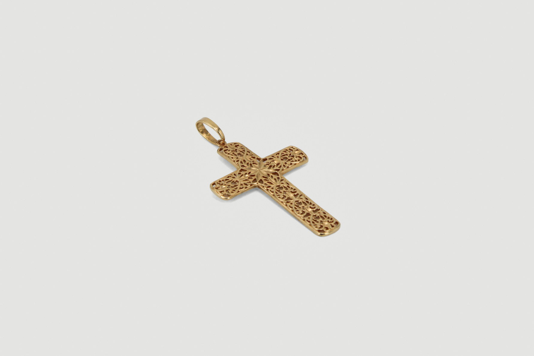 Cruz de oro de 18k. de segunda mano. Joyería de ocasión | ROYALHYSTERIA