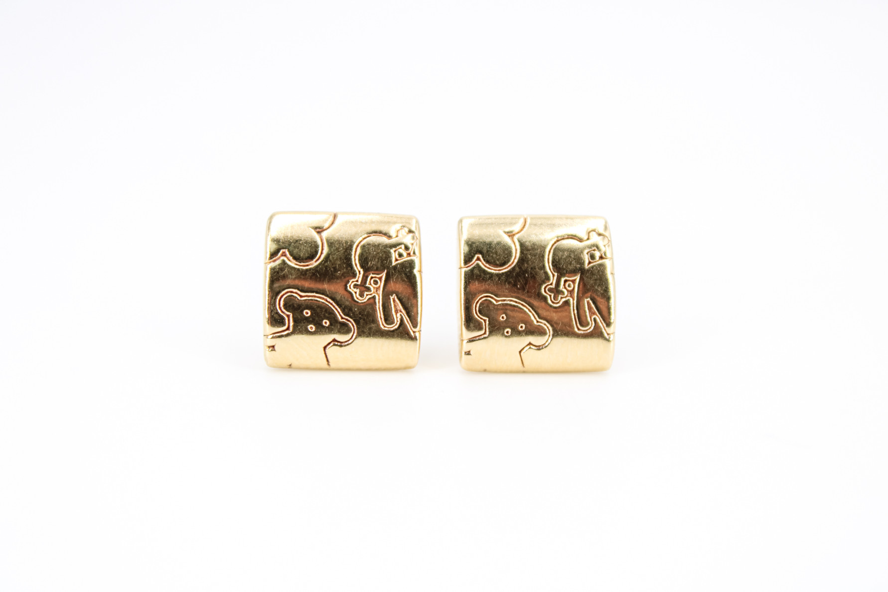 Pendiente de oro de 18k. de segunda mano. Joyería de ocasión | ROYALHYSTERIA