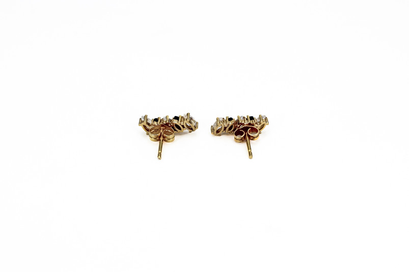 Pendiente de oro de 18k. de segunda mano. Joyería de ocasión | ROYALHYSTERIA