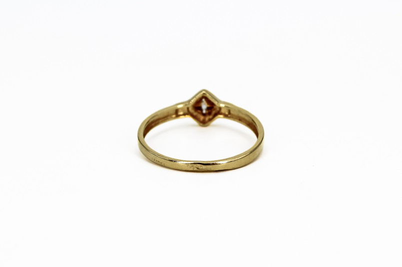 Solitario de oro de 18k. de segunda mano. Joyería de ocasión | ROYALHYSTERIA