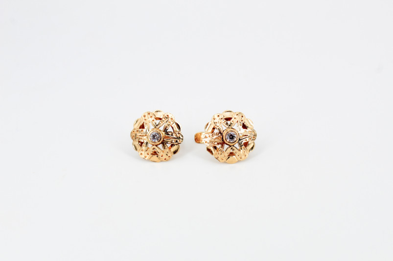 Pendiente de oro de 18k. de segunda mano. Joyería de ocasión | ROYALHYSTERIA
